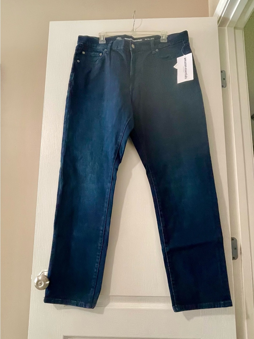 Men’s Amazon Essentials Men's Deep Indigo Athletic Cut Jeans NWT